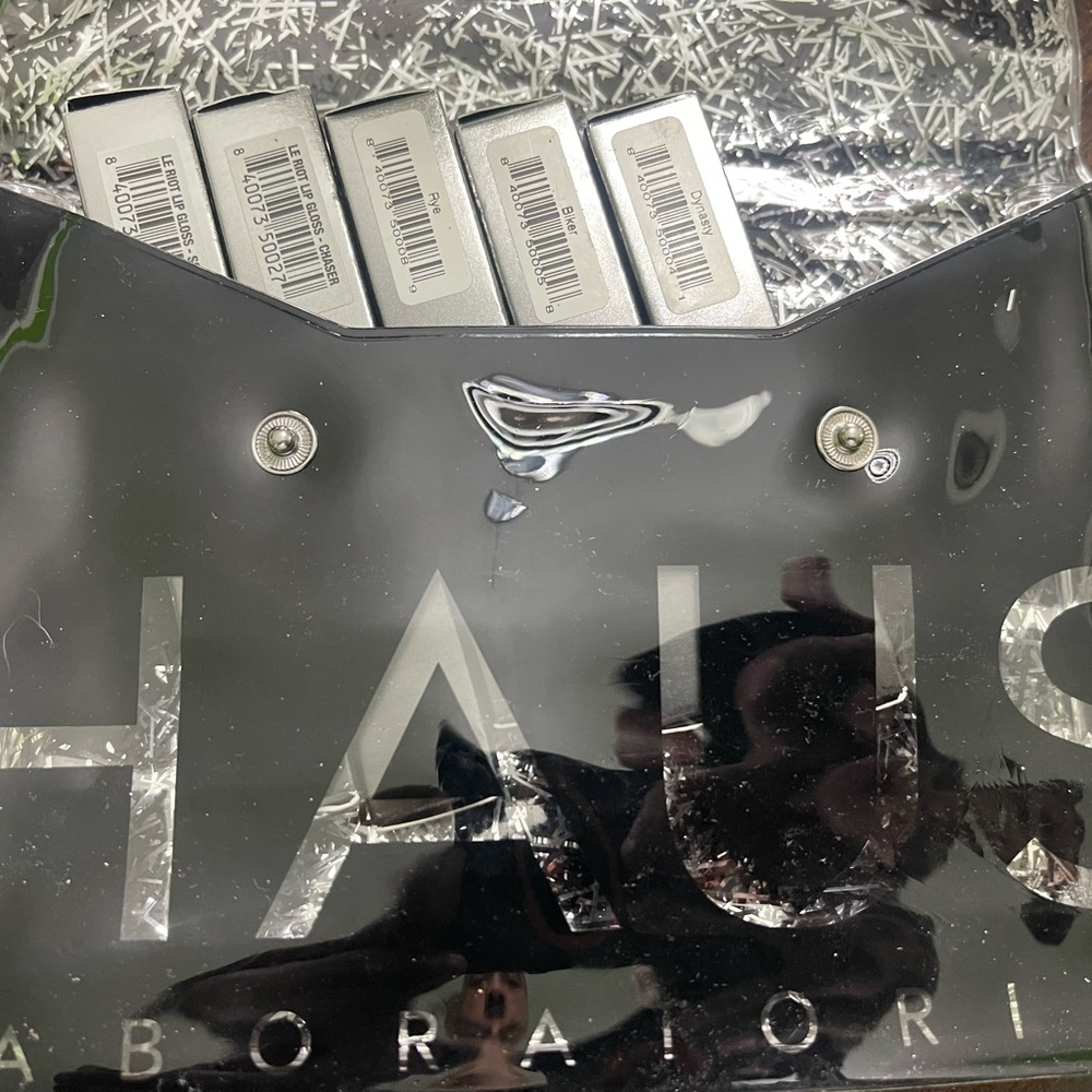 🔥🔥HAUS LABS BY LADY GAGA Makeup with Bag